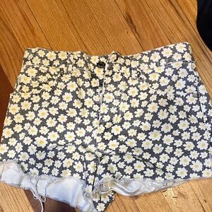 Zara High Waist Floral Print Shorts - Gray and White